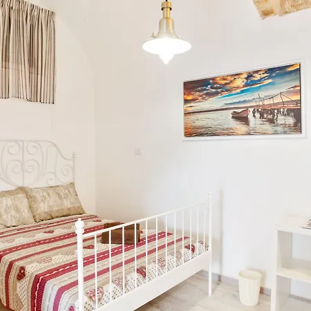 San Nicola Clemente Private Room-3